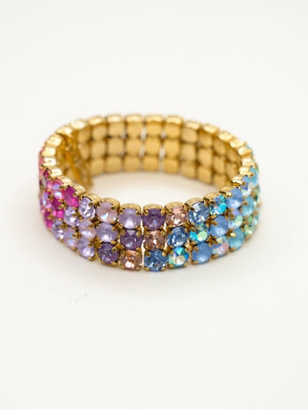 TOVA Olivia 3 Strand Mini Stretch
Bracelet in Fairy Dust Pearl